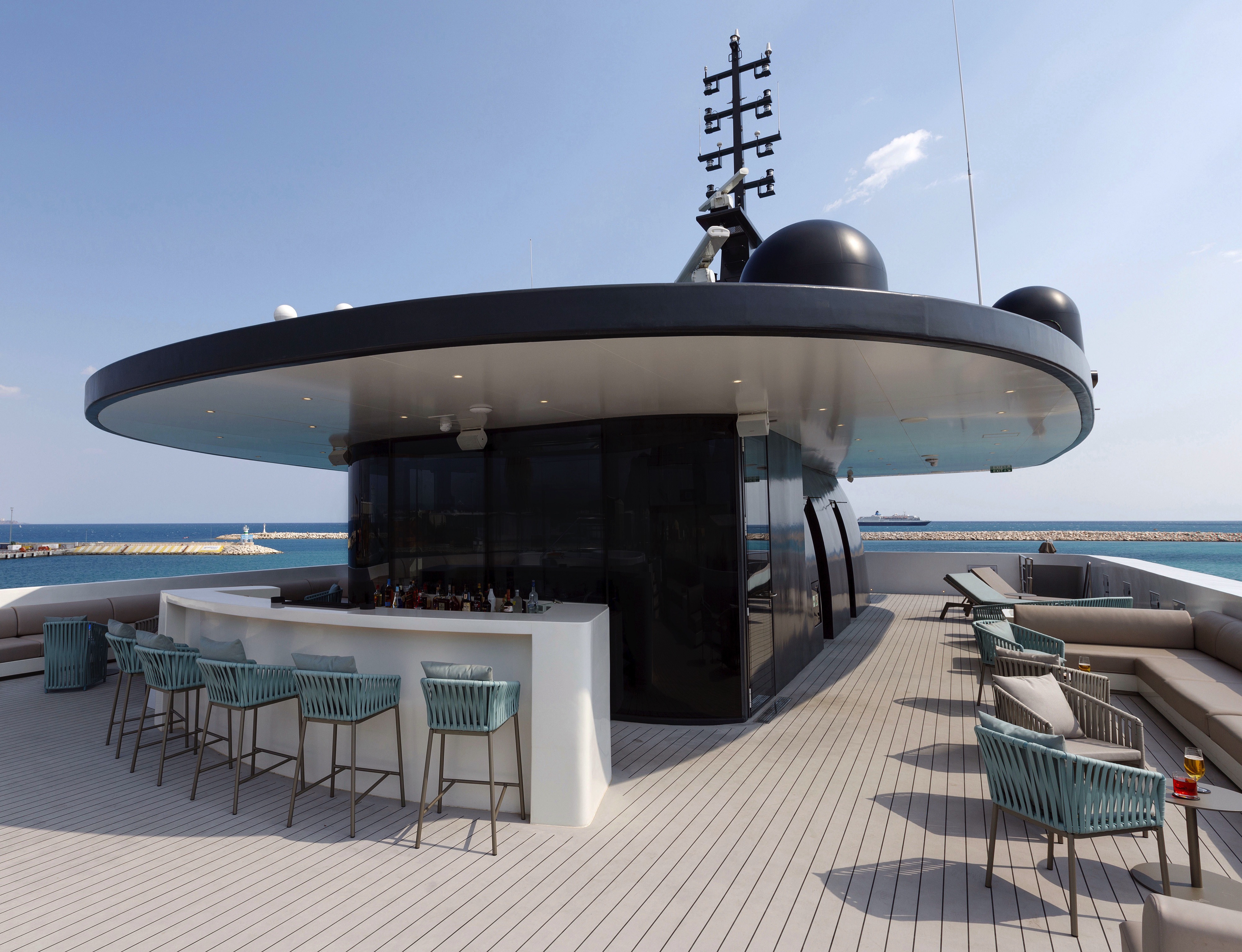 Emerald Sakara - Sky Deck